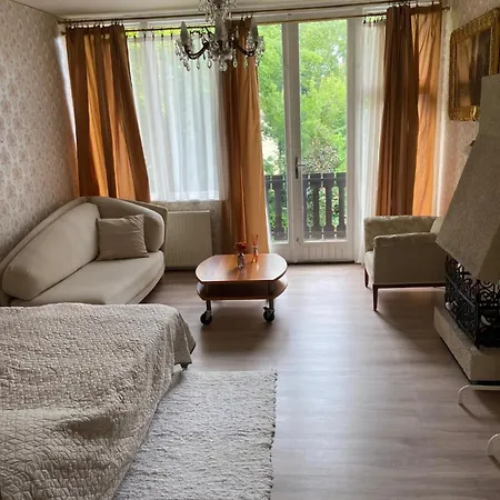 Сasa de vacaciones Jokai Park Nyaralo *